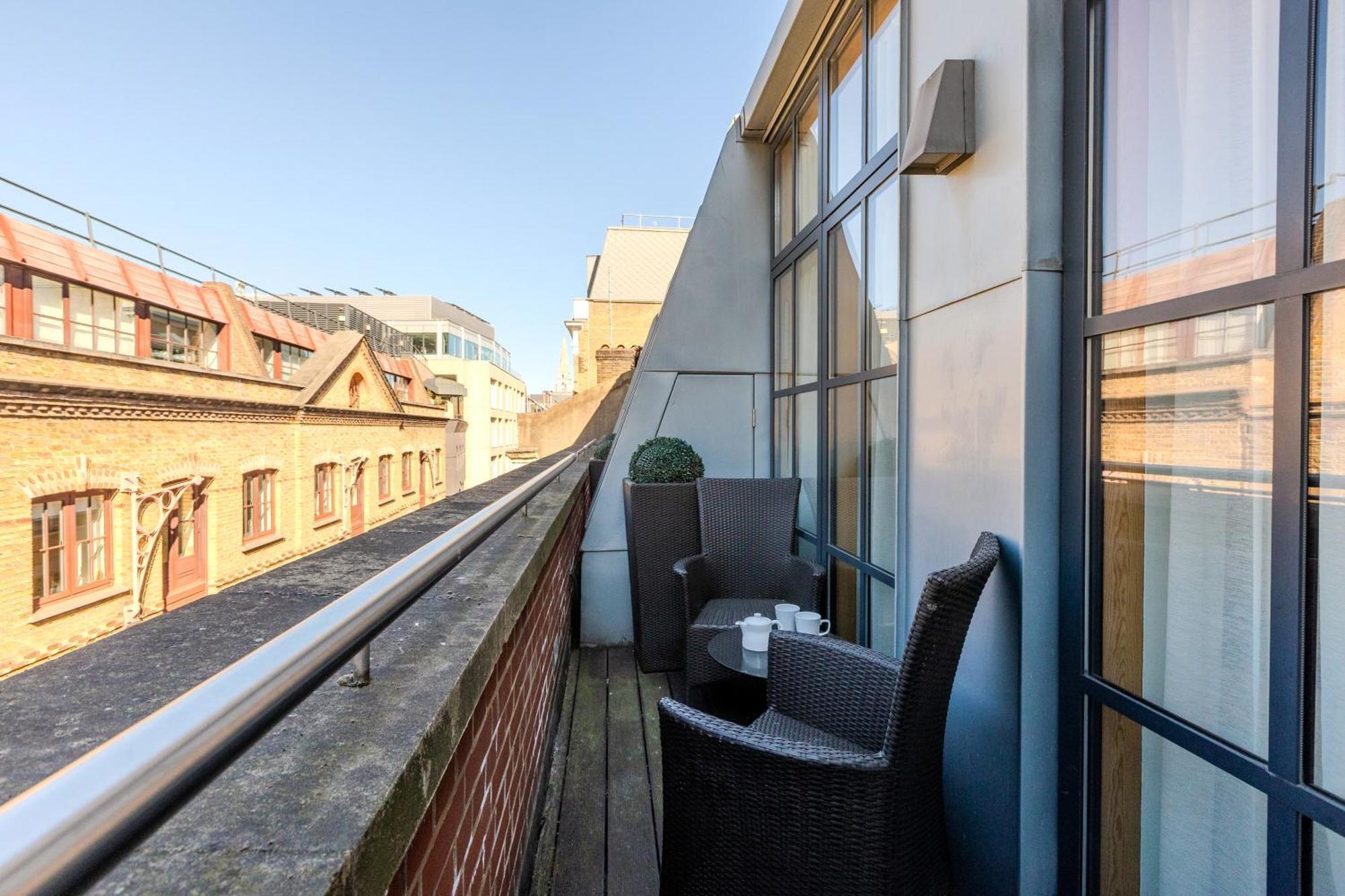Central Servised Apartments On Artillery Lane ロンドン エクステリア 写真